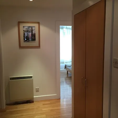 Whiskey Corner - City Center + Parking Apartament *